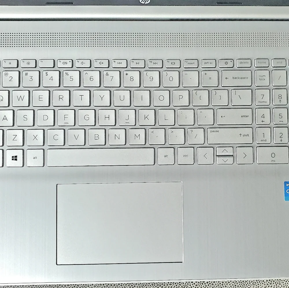 HP 17-cn0273st 17.3